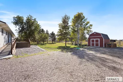 Exterior - 225 N 3800 E, Rigby, ID 83442 photo 6 of 17