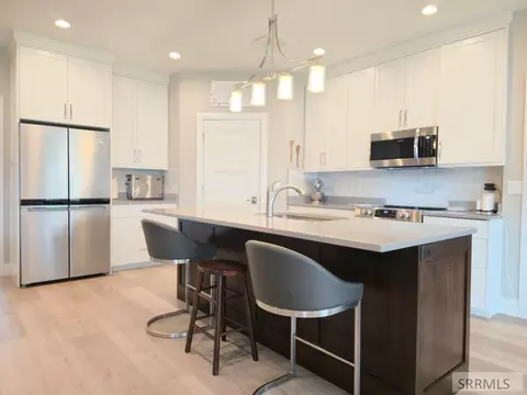 Kitchen - 1012 Cypress Loop, Rexburg, ID 83440 photo 2 of 2