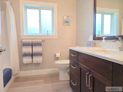 Bath - 1012 Cypress Loop, Rexburg, ID 83440 photo 3 of 3