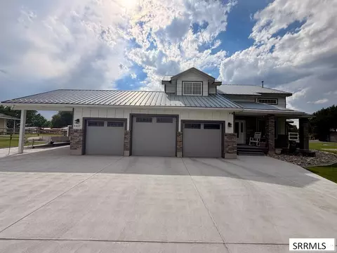 5517 Concord Cir, Idaho Falls, ID 83401