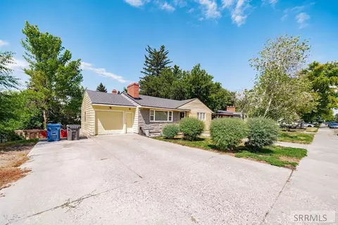 765 9th St, Idaho Falls, ID 83401