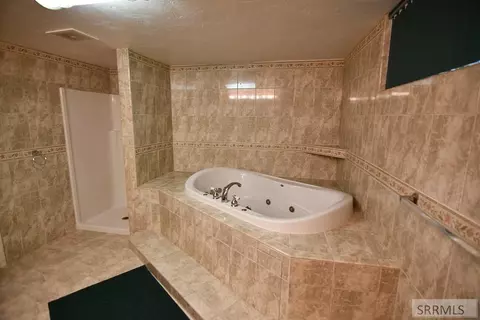 Bath - 3839 E 12 N, Rigby, ID 83442 photo 5 of 5