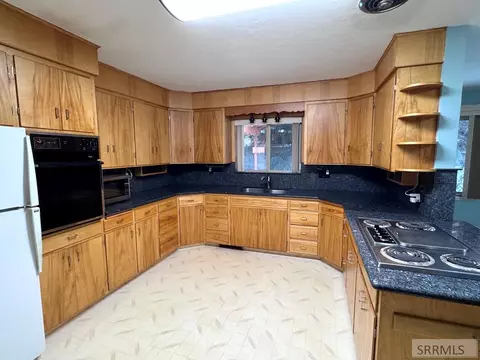 Kitchen - 3839 E 12 N, Rigby, ID 83442 photo 1 of 5