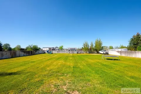 Exterior - 4465 E Cochise Dr, Ammon, ID 83406 photo 2 of 2
