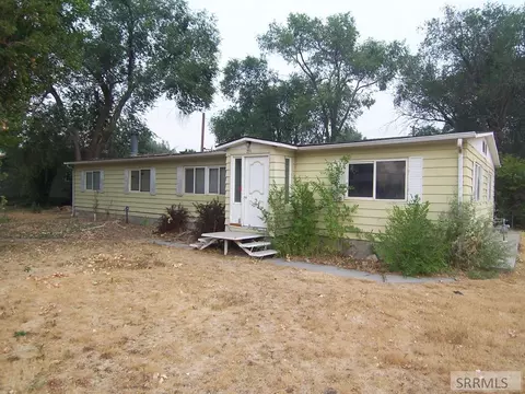 291 Jefferson St, American Falls, ID 83211