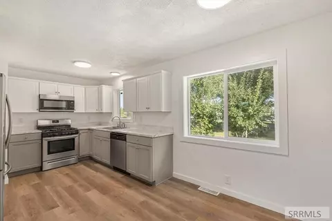 Kitchen - 2855 E 671 N, Roberts, ID 83444 photo 1 of 5