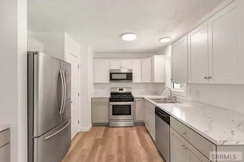 Kitchen - 2855 E 671 N, Roberts, ID 83444 photo 5 of 5
