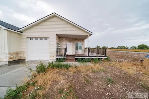 Exterior - 3811 E 228 N, Rigby, ID 83442 photo 2 of 7