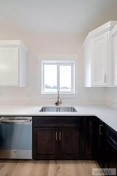 Kitchen - 3811 E 228 N, Rigby, ID 83442 photo 4 of 13