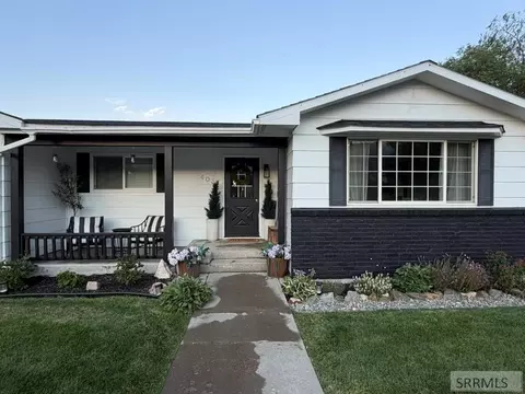 Exterior - 403 9th St, Salmon, ID 83467 photo 2 of 12