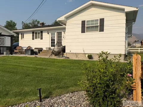 Exterior - 403 9th St, Salmon, ID 83467 photo 10 of 12