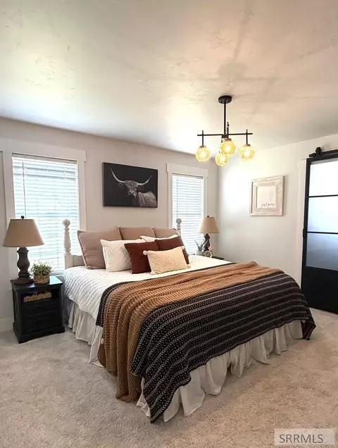 Bedroom - 403 9th St, Salmon, ID 83467 photo 4 of 5