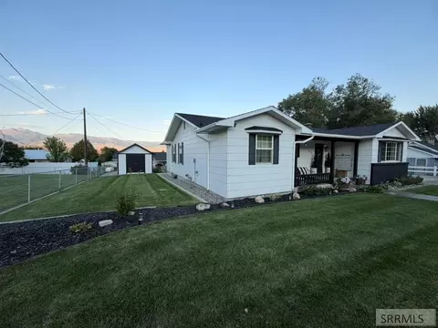 Exterior - 403 9th St, Salmon, ID 83467 photo 12 of 12