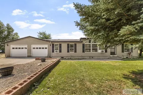 62 S 35 W, Blackfoot, ID 83221