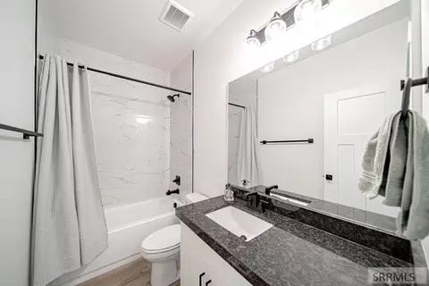 4777 E Miles Dr, Iona, ID 83427 photo 22