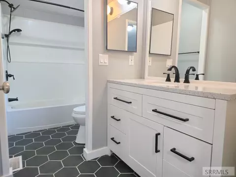411 Violet St, Rexburg, ID 83440 photo 5