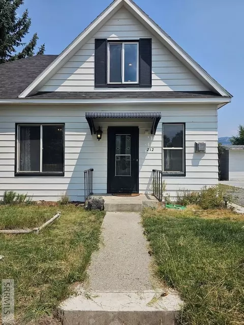 Exterior - 212 Pine St, Mackay, ID 83251 photo 1 of 6
