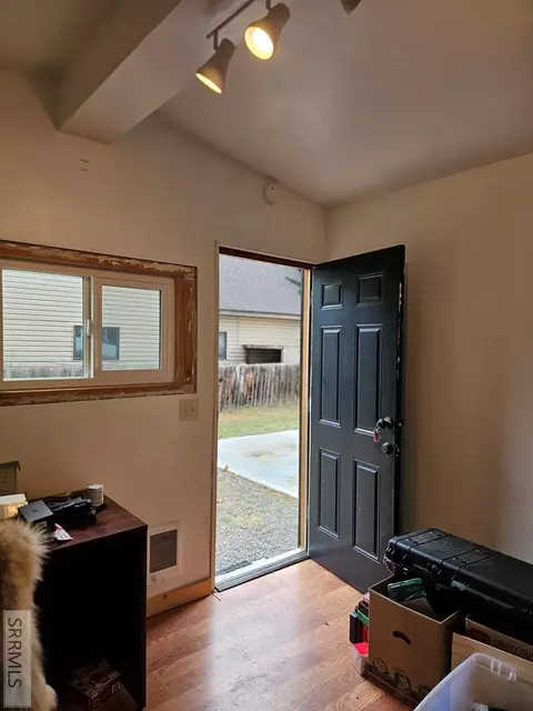Entry Way - 212 Pine St, Mackay, ID 83251 photo 6 of 6
