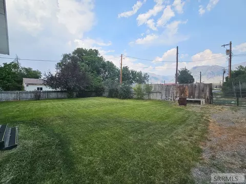 Exterior - 212 Pine St, Mackay, ID 83251 photo 8 of 17