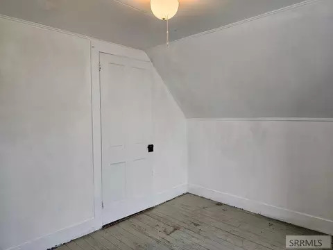 Bedroom - 212 Pine St, Mackay, ID 83251 photo 5 of 5