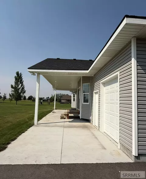 Exterior - 1406 N 615 E, Shelley, ID 83274 photo 5 of 7