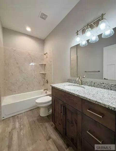 Bath - 1406 N 615 E, Shelley, ID 83274 photo 8 of 8