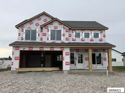 596 N Curlew Dr, Idaho Falls, ID 83401