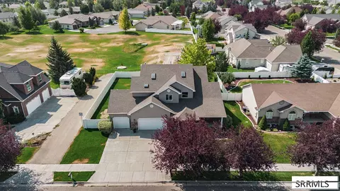 2094 Autumn Ln, Idaho Falls, ID 83404