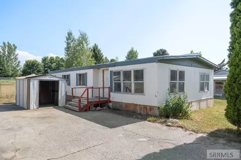814 Dalmation Dr, Idaho Falls, ID 83402