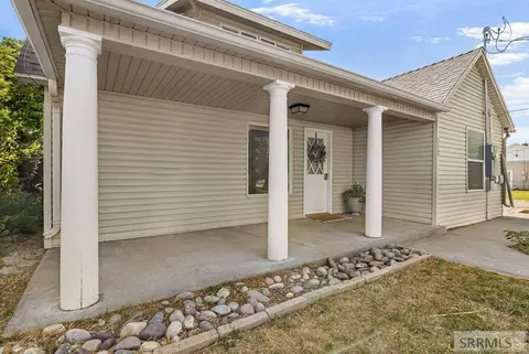 212 Archer St, Blackfoot, ID 83221