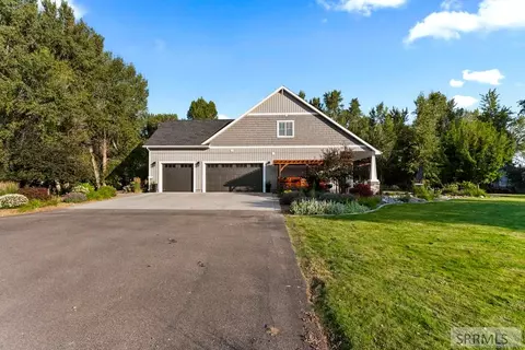 Exterior - 327 N 4410 E, Rigby, ID 83442 photo 13 of 21