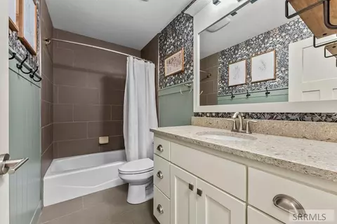 Bath - 327 N 4410 E, Rigby, ID 83442 photo 2 of 6