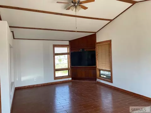 Living - 610 Apex Ln, Challis, ID 83226 photo 2 of 3