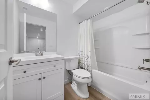 Bath - 625 Vale Ln, Rexburg, ID 83440 photo 3 of 3