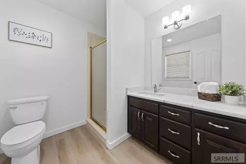 Bath - 625 Vale Ln, Rexburg, ID 83440 photo 1 of 3