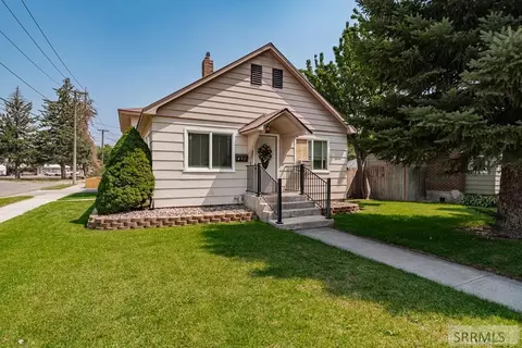 490 Highland Dr, Idaho Falls, ID 83402
