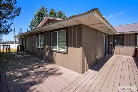 Exterior - 167 N 4200 E, Rigby, ID 83442 photo 5 of 7