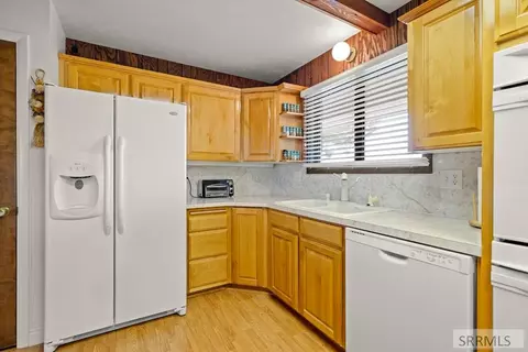 Kitchen - 167 N 4200 E, Rigby, ID 83442 photo 3 of 4