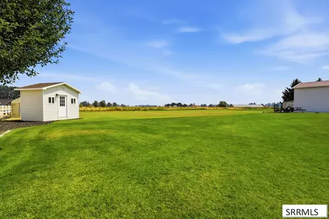 Exterior - 188 N 3500 E, Rigby, ID 83442 photo 9 of 9