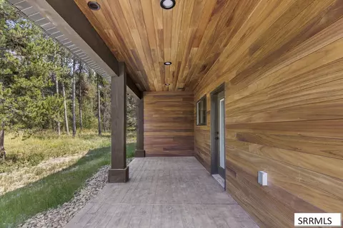 Exterior - 1527 Shadow Run, Ashton, ID 83420 photo 10 of 15