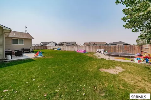 Exterior - 3893 E Ash Ln, Rigby, ID 83442 photo 7 of 8