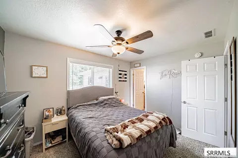 Bedroom - 3893 E Ash Ln, Rigby, ID 83442 photo 3 of 6