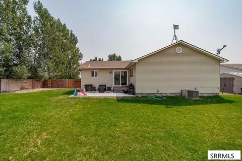 Exterior - 3893 E Ash Ln, Rigby, ID 83442 photo 5 of 8