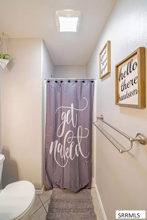 Bath - 3893 E Ash Ln, Rigby, ID 83442 photo 1 of 4