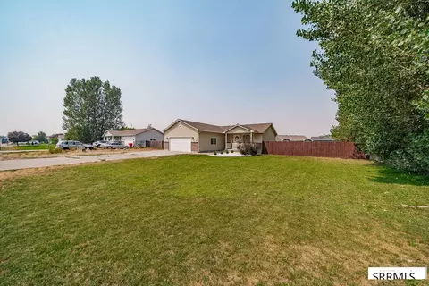 Exterior - 3893 E Ash Ln, Rigby, ID 83442 photo 3 of 8