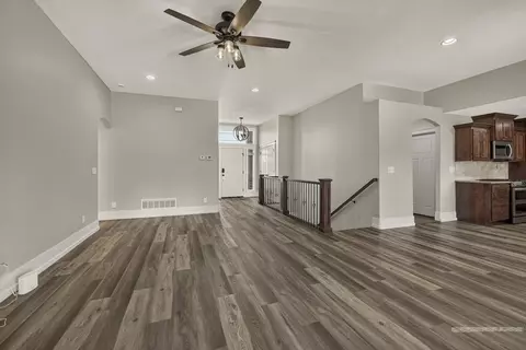 Living - 5970 Pheasant Dr, Ammon, ID 83401 photo 3 of 3