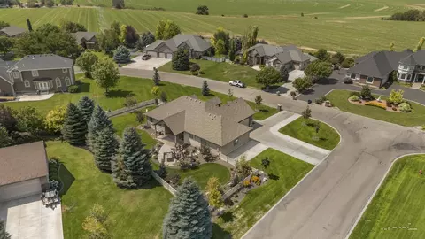 View/Area - 5970 Pheasant Dr, Ammon, ID 83401 photo 5 of 6