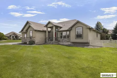 Exterior - 5970 Pheasant Dr, Ammon, ID 83401 photo 2 of 8