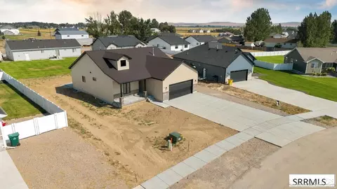 View/Area - 32 N Hemlock Ln, Rigby, ID 83442 photo 3 of 6