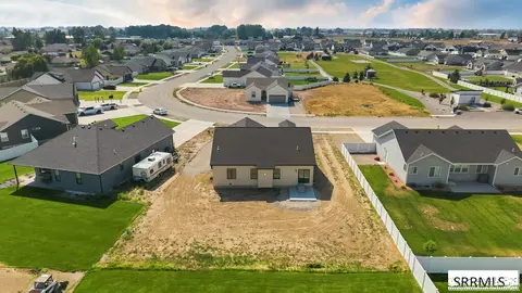 View/Area - 32 N Hemlock Ln, Rigby, ID 83442 photo 4 of 6